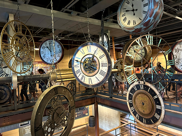 What The Time Traveler Queue Is Really Like Before You Ride time traveler queue